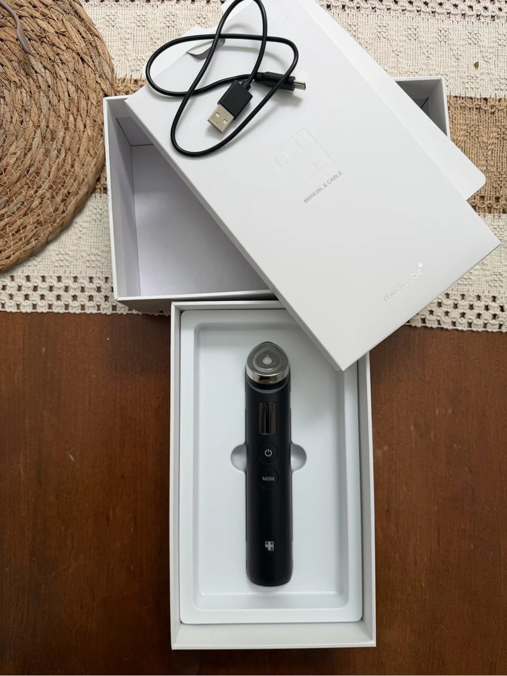 Medicube Booster Pro